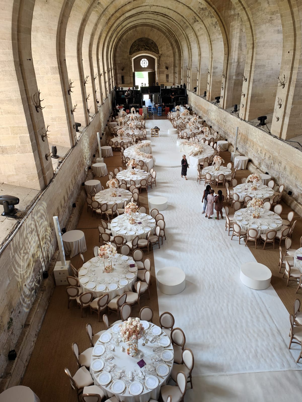 Réalisation Mariage Deco France - LENIGHT : organisation, installation, animation de soirée et ambiance club