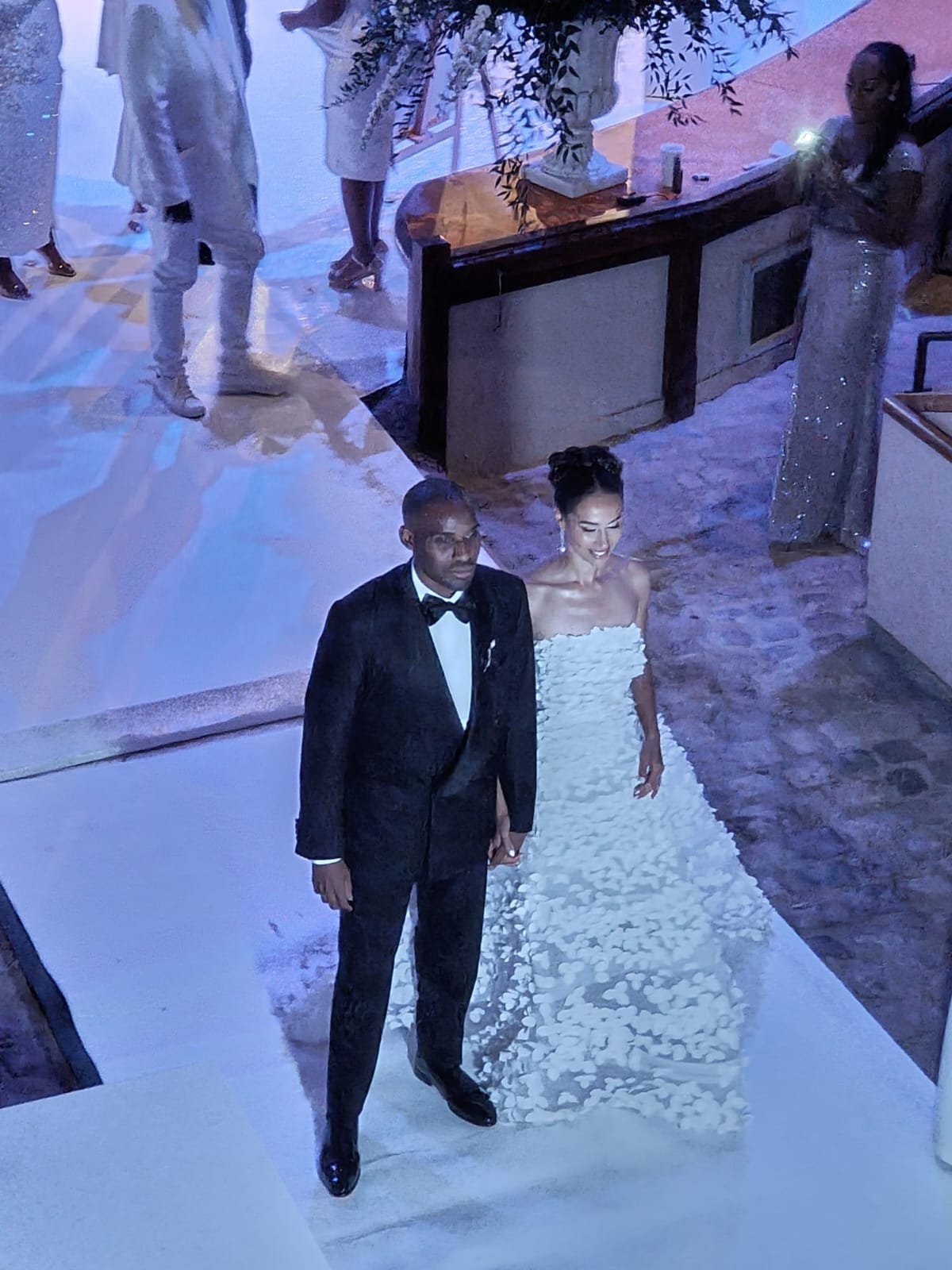 Réalisation Mariage Yonne - LENIGHT : organisation, installation, animation de soirée et ambiance club