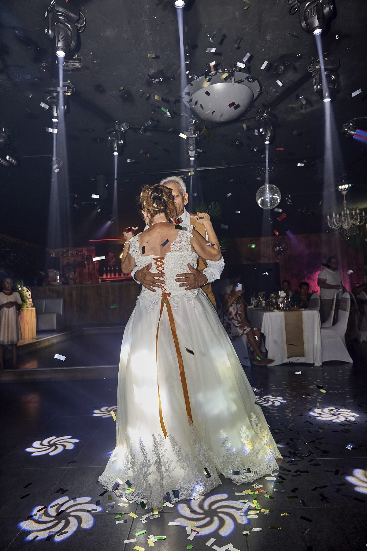 Réalisation Mariage 68c194b69fa372.86156459 - LENIGHT : organisation, installation, animation de soirée et ambiance club