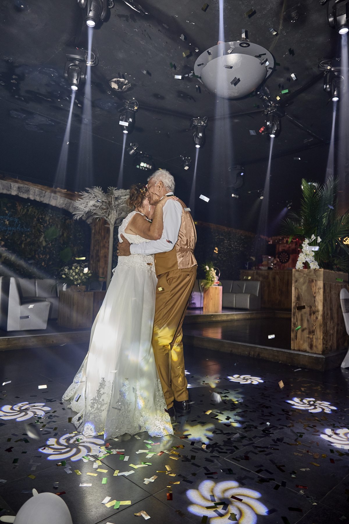Réalisation Mariage 68c194b6a02546.84247543 - LENIGHT : organisation, installation, animation de soirée et ambiance club
