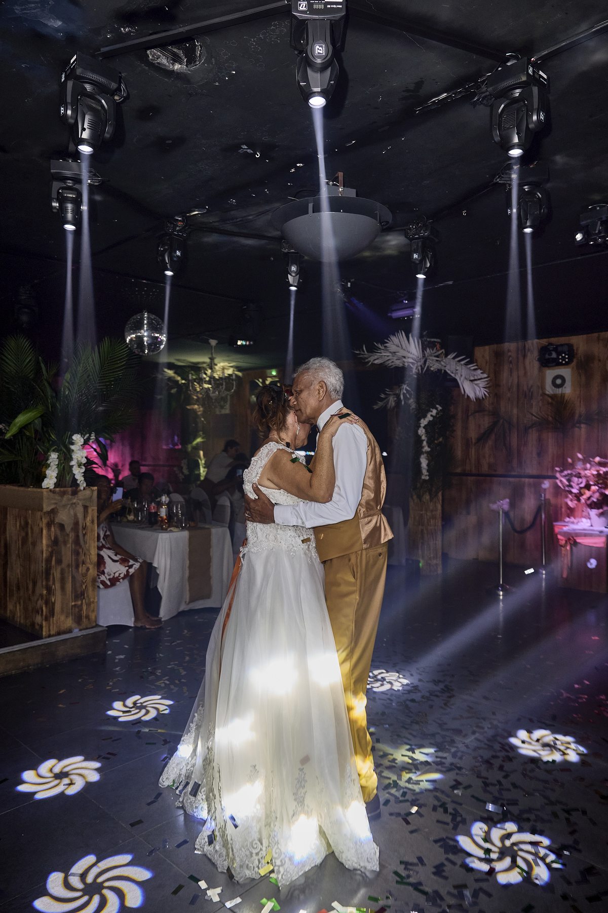 Réalisation Mariage 68c194b6a31ed7.80803106 - LENIGHT : organisation, installation, animation de soirée et ambiance club