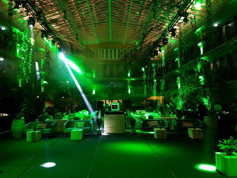 Réalisation 17 - LENIGHT : organisation, installation, animation de soirée et ambiance club