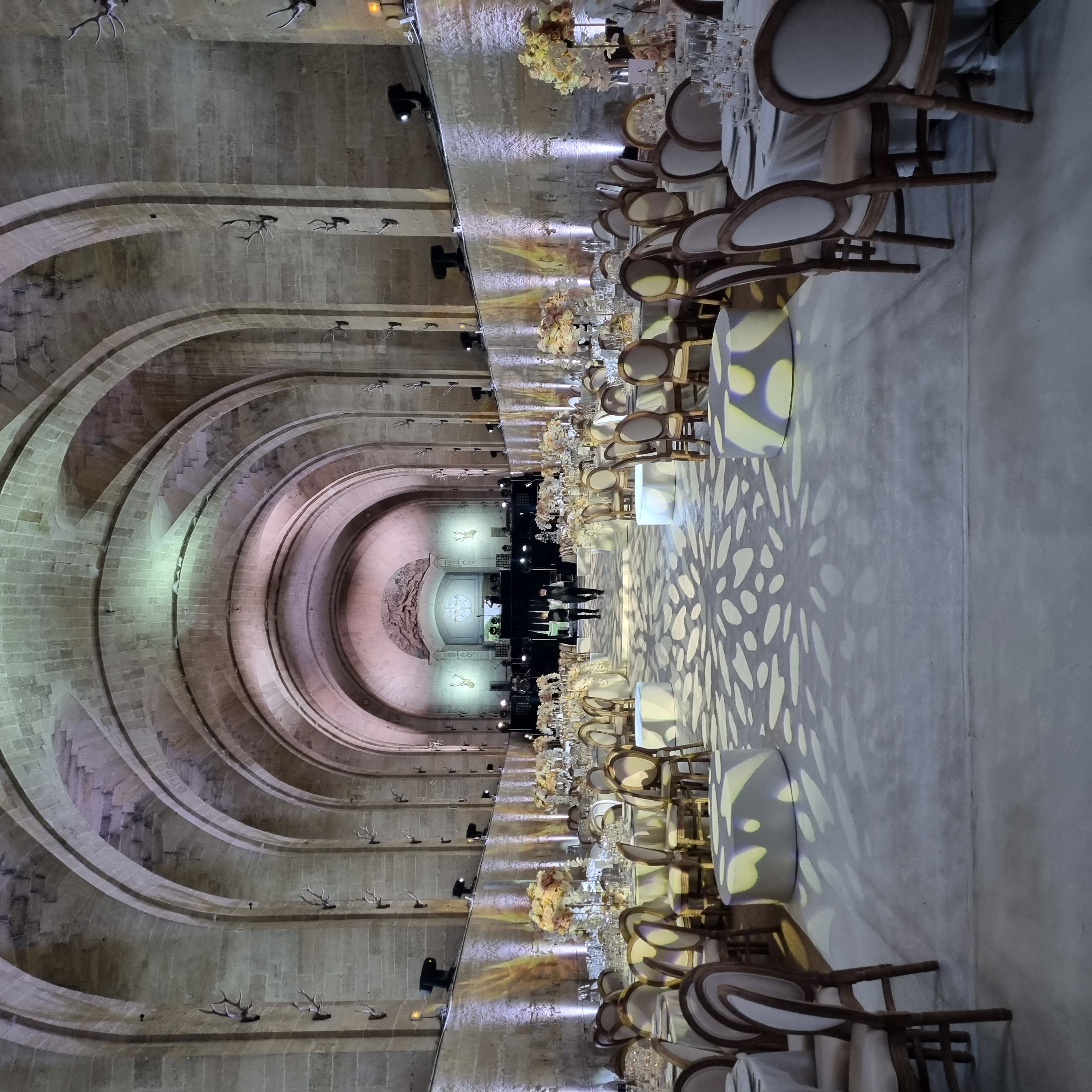 Réalisation Ref 6927049e012c50.81092822 - LENIGHT : organisation, installation, animation de soirée et ambiance club