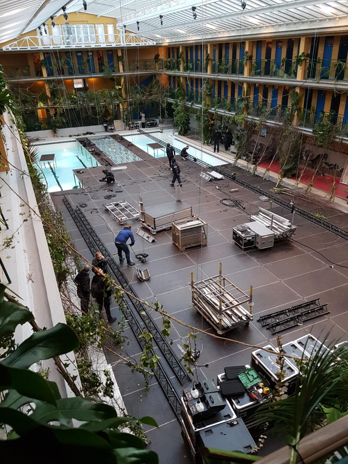 Réalisation Ref 692706b56d6684.49401303 - LENIGHT : organisation, installation, animation de soirée et ambiance club